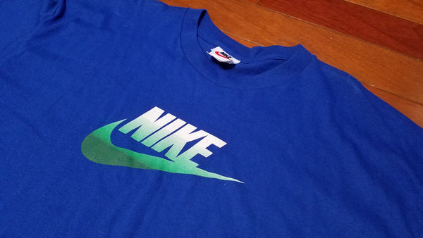 XL - vtg Nike Swoosh logo tee